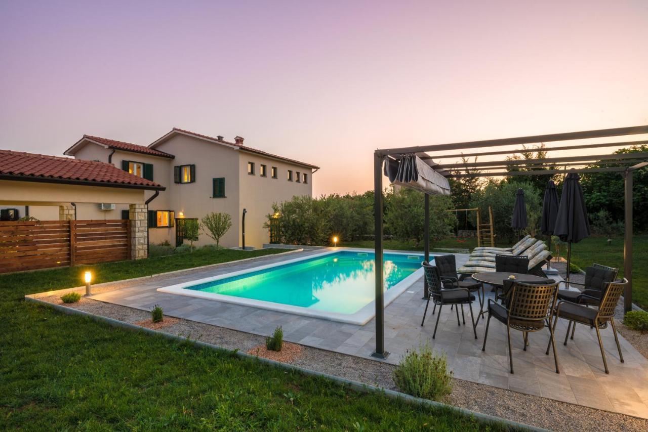 Holiday House Olive Grove With Pool And Garden Labin  Εξωτερικό φωτογραφία